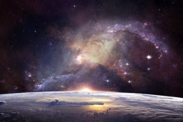 Мир: А над нами - все небо в алмазах