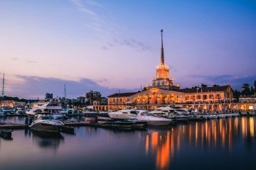 Россия: Наслаждаемся малиновым закатом