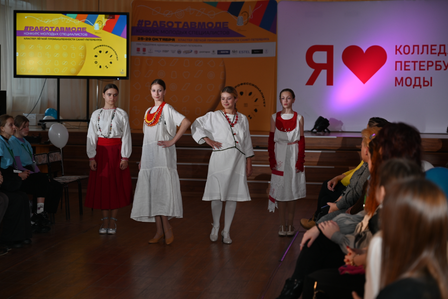 Работа в моде: Как начинающему дизайнеру стать заметным для брендов