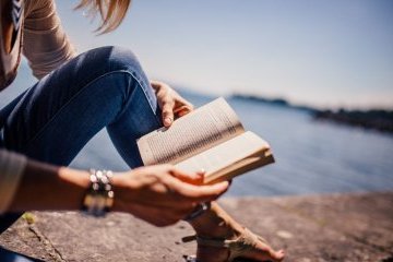 Мир: «Книги — корабли мысли»