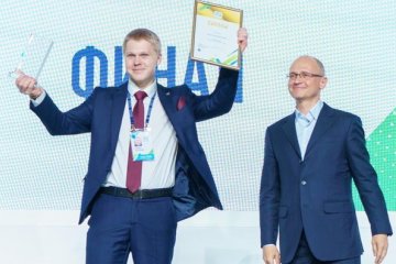 Санкт-Петербург: В сотне лидеров