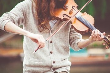Санкт-Петербург: Усилия помогают музыке зазвучать